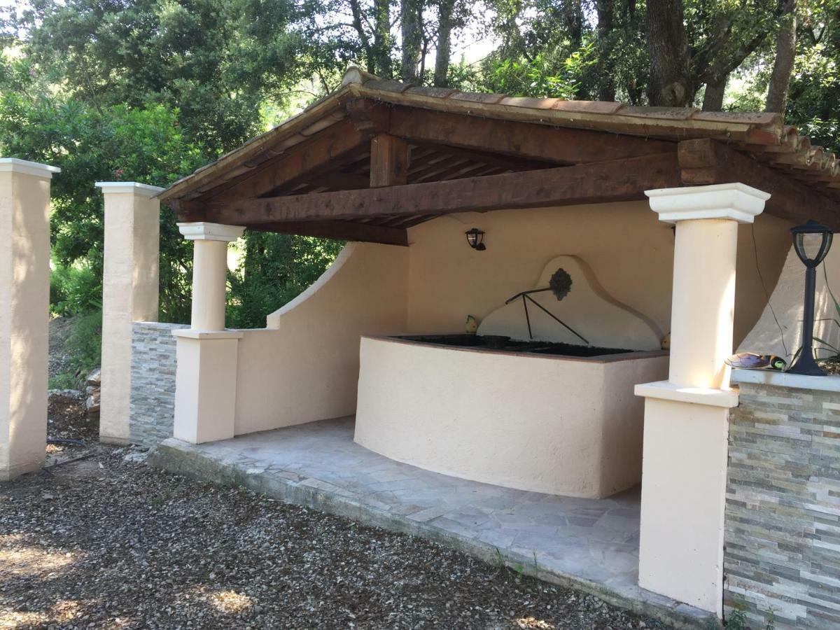 Villa « Chanterie » Villecroze Kültér fotó